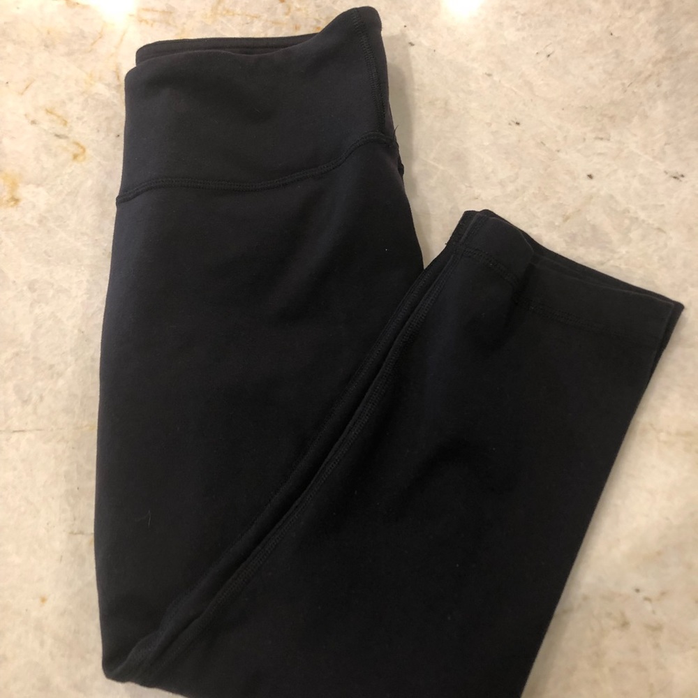 Lululemon leggings.